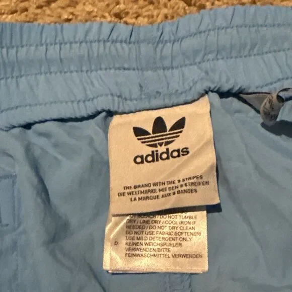 Adidas Originals Men's Classic Sprinter Shorts Semi Blue Burst 2XL MSRP$45 - Picture 3 of 6